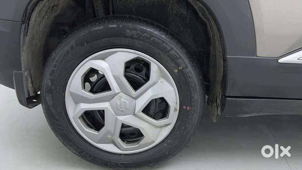 Maruti Suzuki Brezza Vxi At, 2024, Petrol