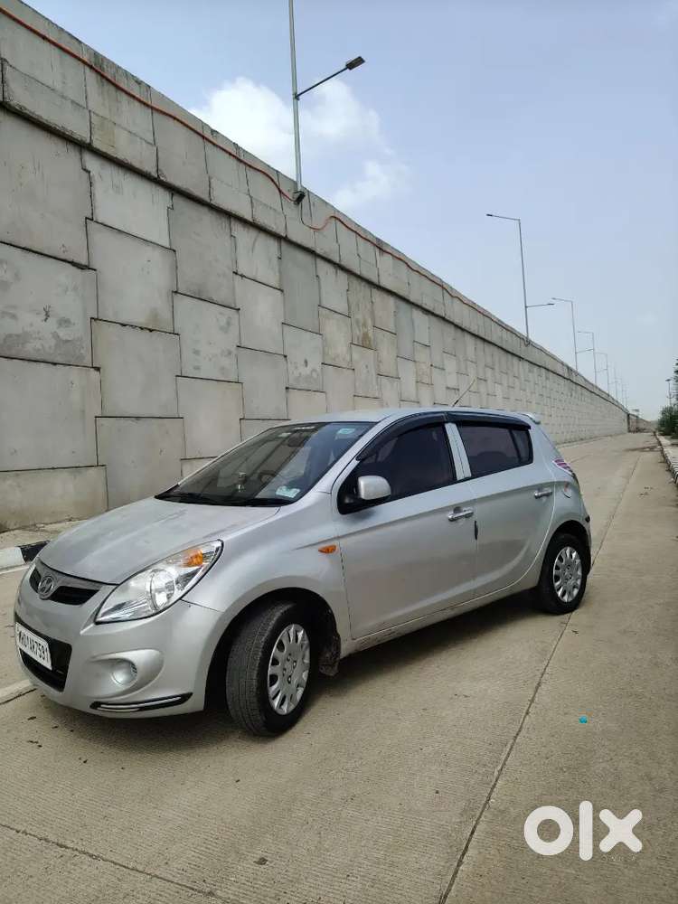 Hyundai I20(megna 1.2) Petrol Manual 2010