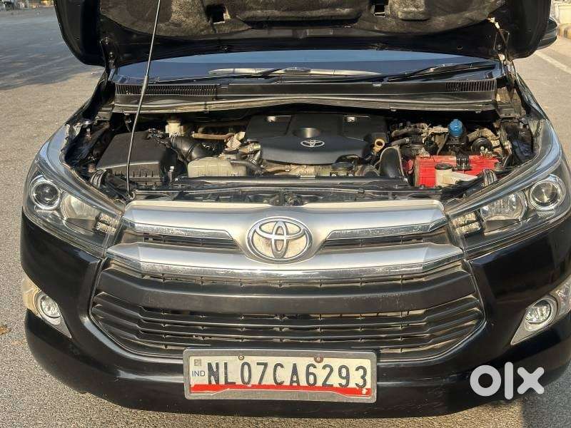 Toyota Innova Crysta