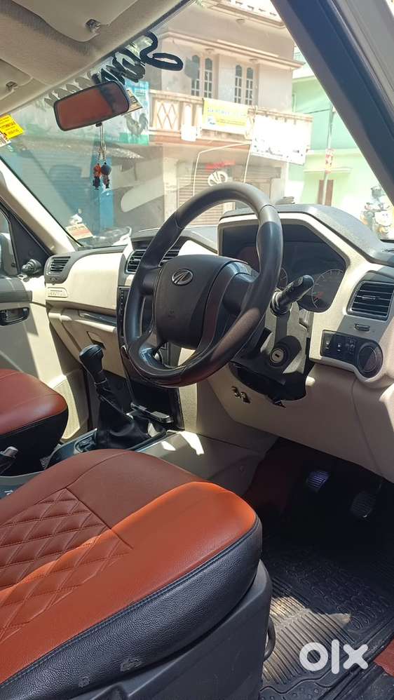 Mahindra Scorpio-n Diesel 2015 Show Room Maintenance
