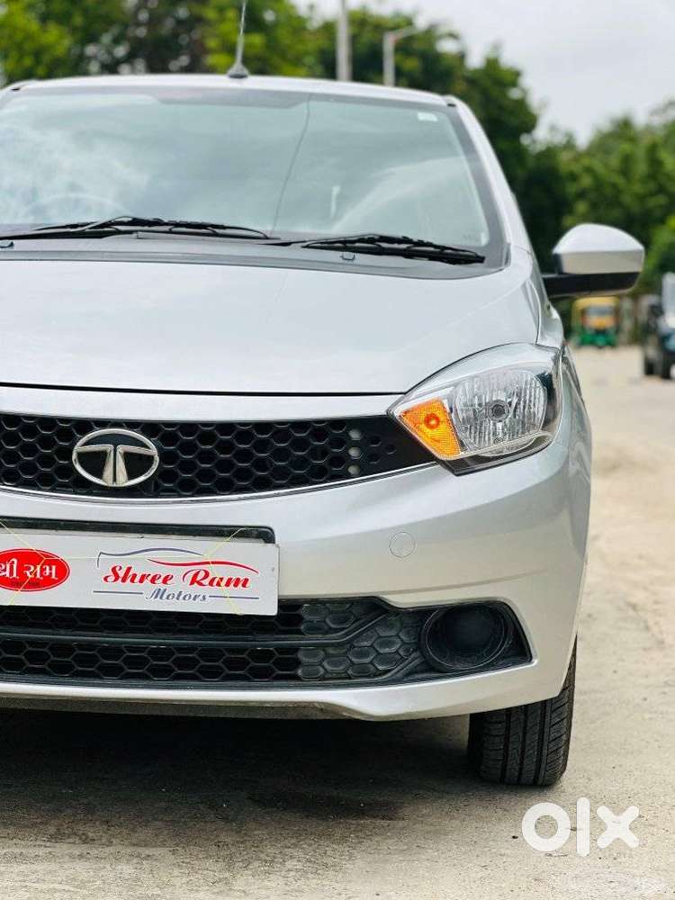 Tata Tiago 1.2 Revotron Xt, 2016, Petrol