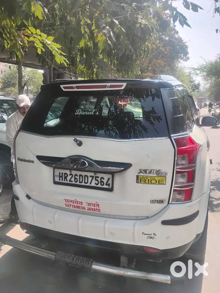 Mahindra Xuv500 2017 Diesel 85000 Km Driven