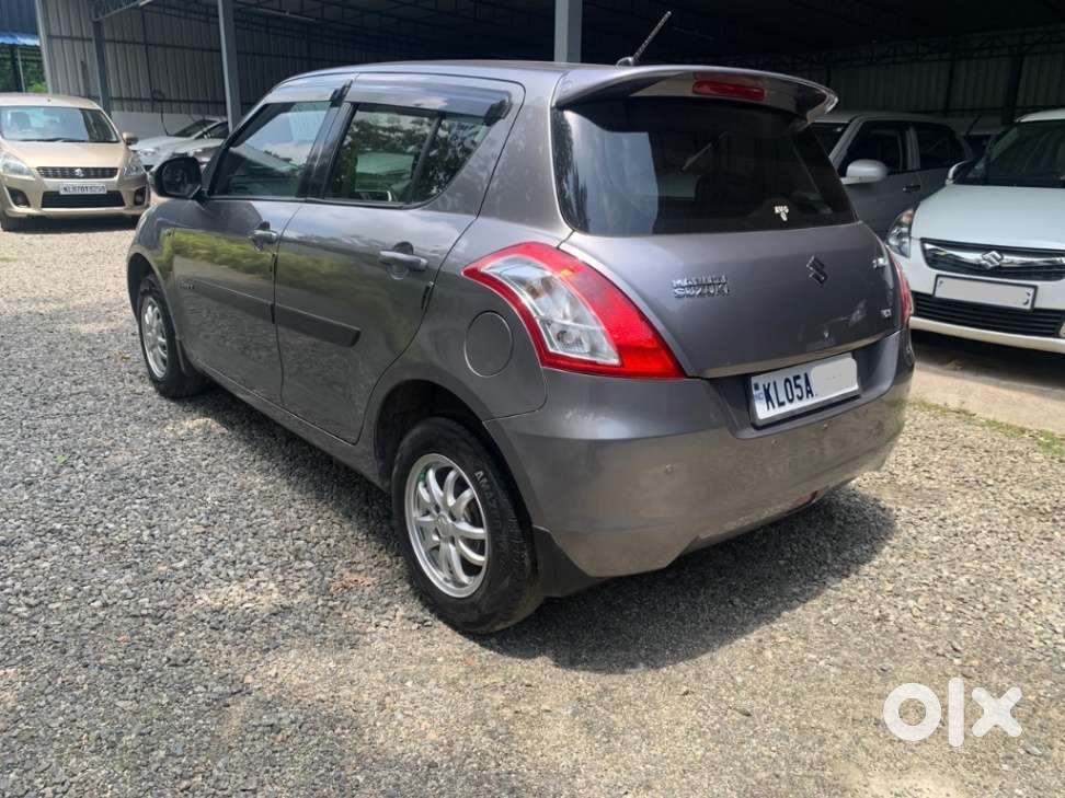 Maruti Suzuki Swift Vxi Optional, 2014, Petrol