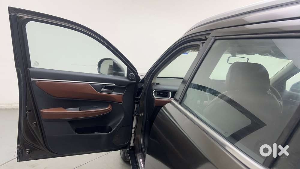 Honda Elevate Vx Mt, 2023, Petrol