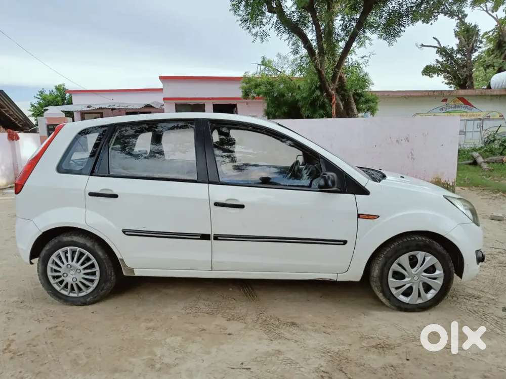 Gaadi Me Koi Dikat Nhi Hai