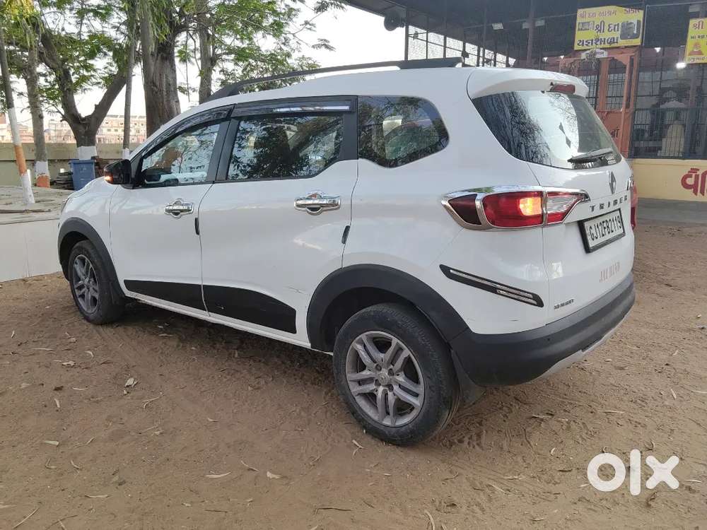 Renault Triber Rxz 2022 Petrol 39000 Km Driven