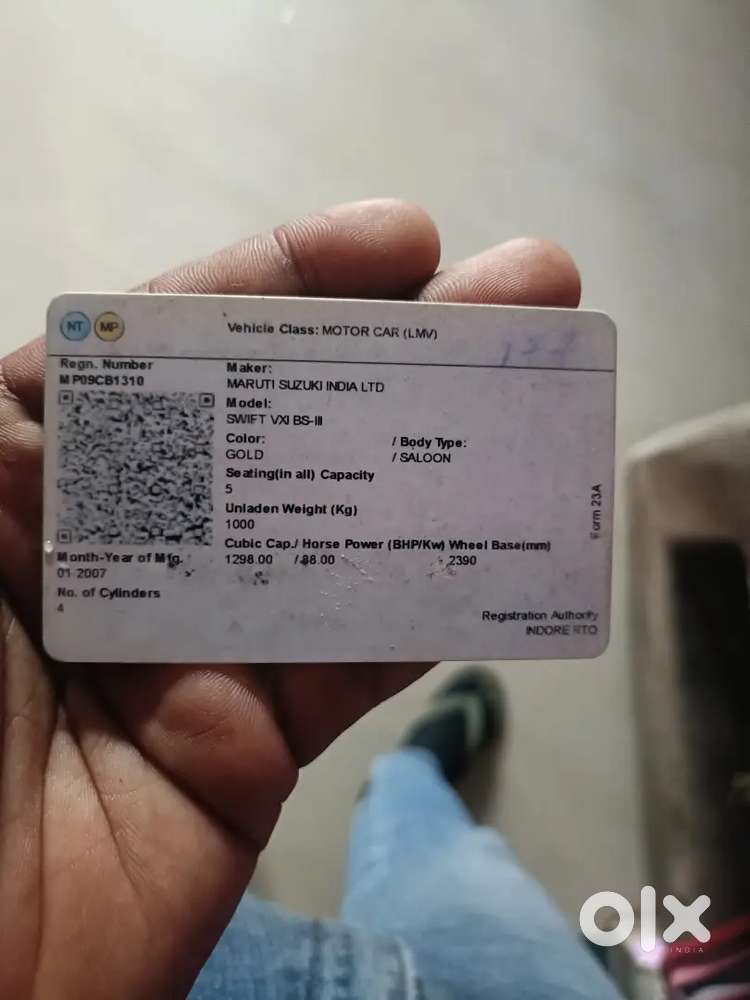 Maruti Suzuki Swift 2007 Cng & Petrol 90000 Km Driven