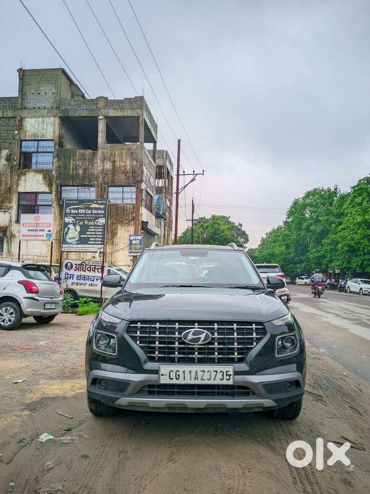 Hyundai Venue, 2021, Petrol