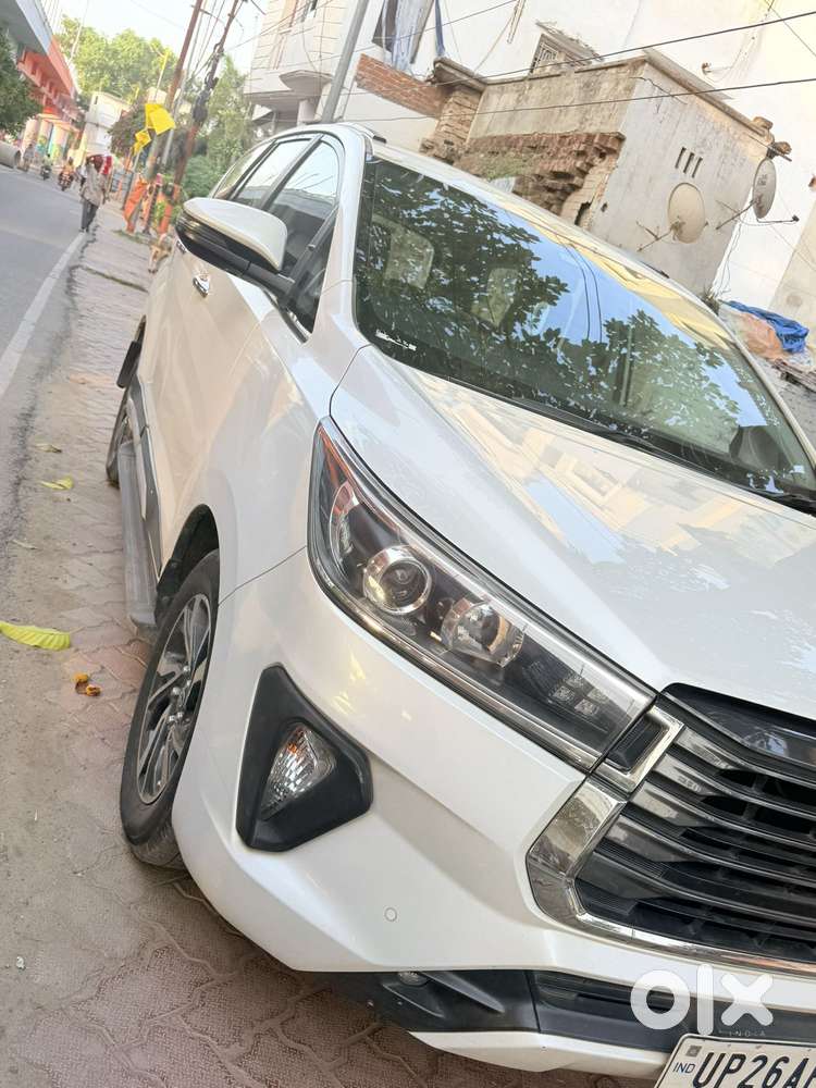 Toyota Innova Crysta 2.4 V 7 Str, 2022, Petrol