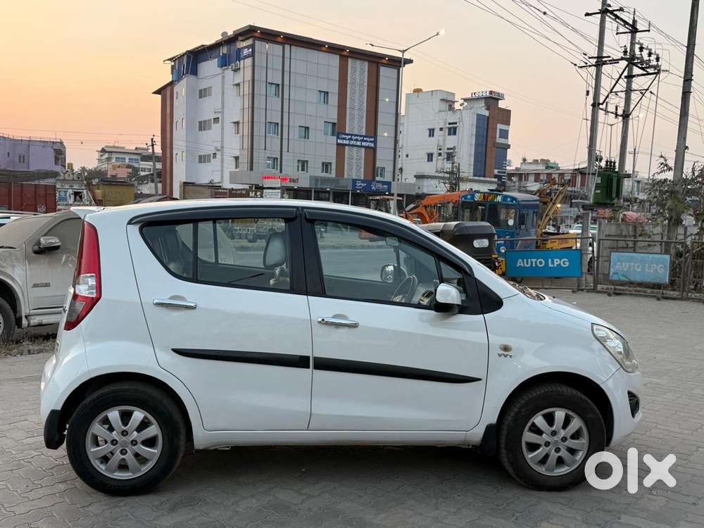 Maruti Suzuki Ritz Zxi Abs, 2014, Petrol