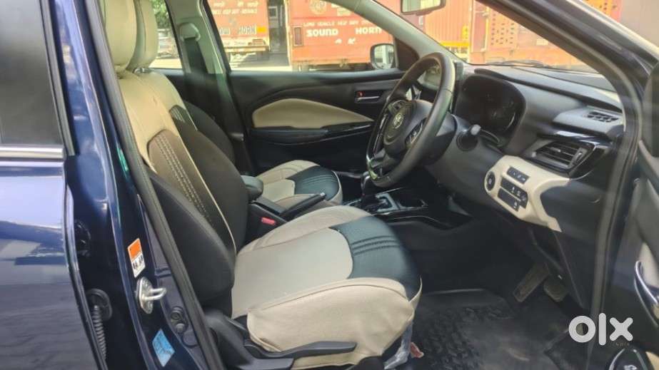 Toyota Glanza 1.2 V Amt, 2025, Petrol