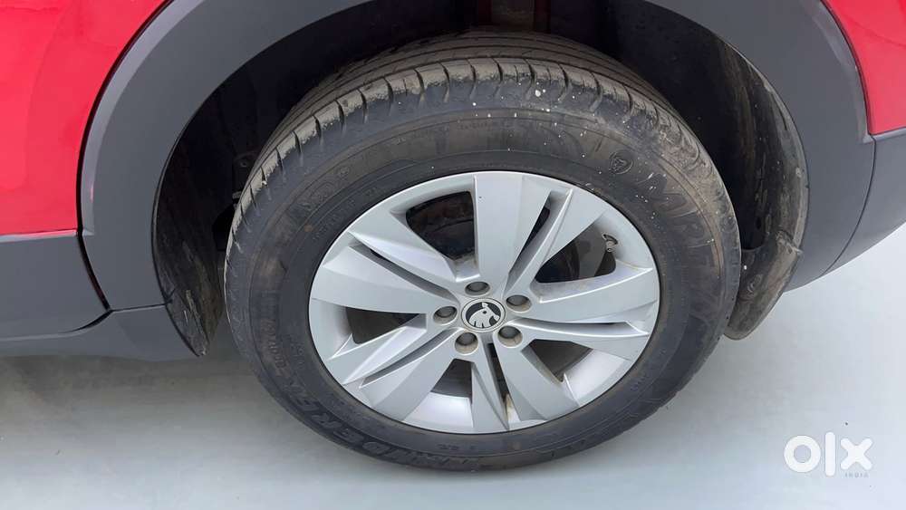 Skoda Kushaq Ambition 1.0l Tsi Mt, 2023, Petrol