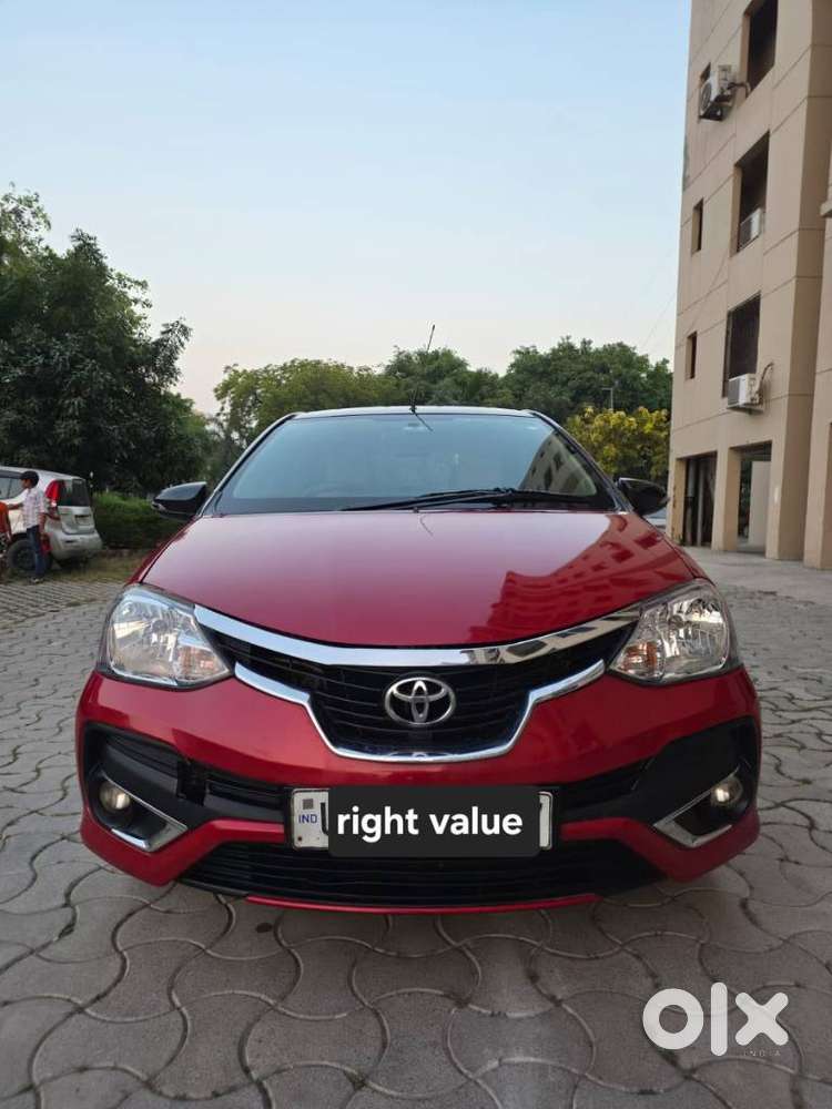 Toyota Etios Liva V Limited, 2019, Petrol