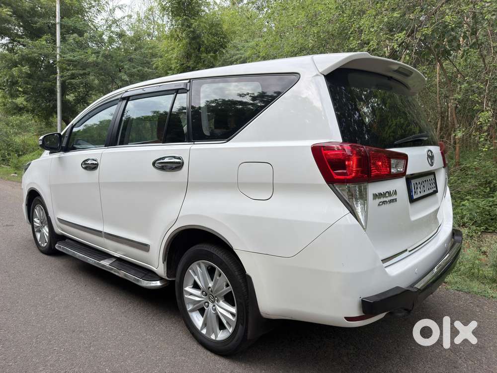 Toyota Innova Crysta 2.8 Zx At, 2016, Diesel