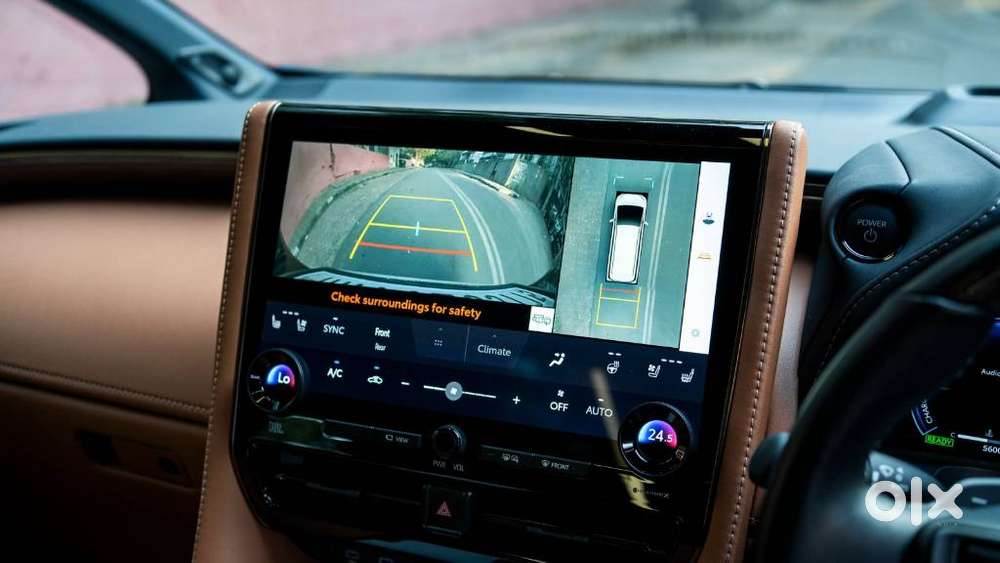 Toyota Vellfire Vip – Executive Lounge, 2024, Petrol