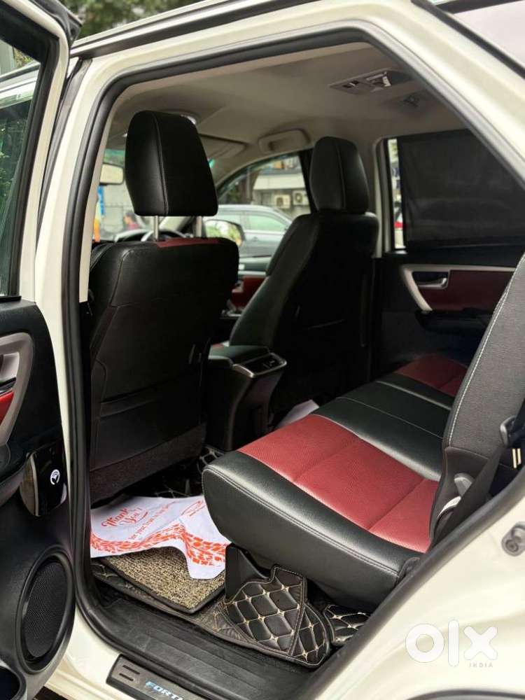 Toyota Fortuner Leader Edition (at), 2025, Diesel