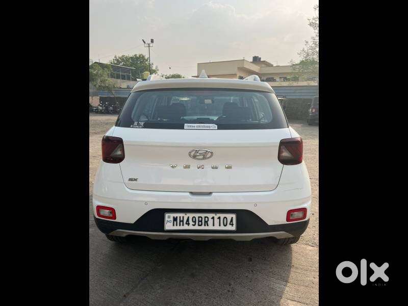 Hyundai Venue Sx (o) Mt 1.5 Diesel, 2021, Diesel