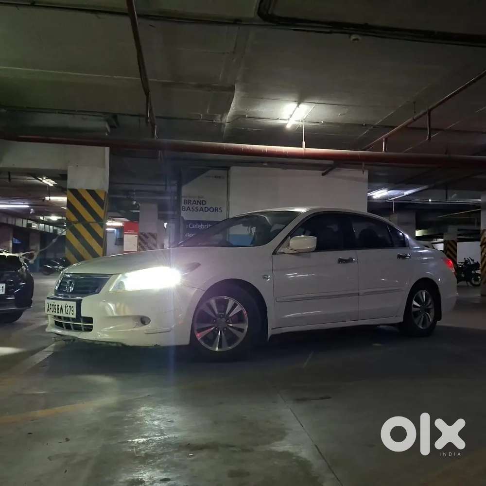 Honda Accord 2009 Petrol 137000 Km Driven
