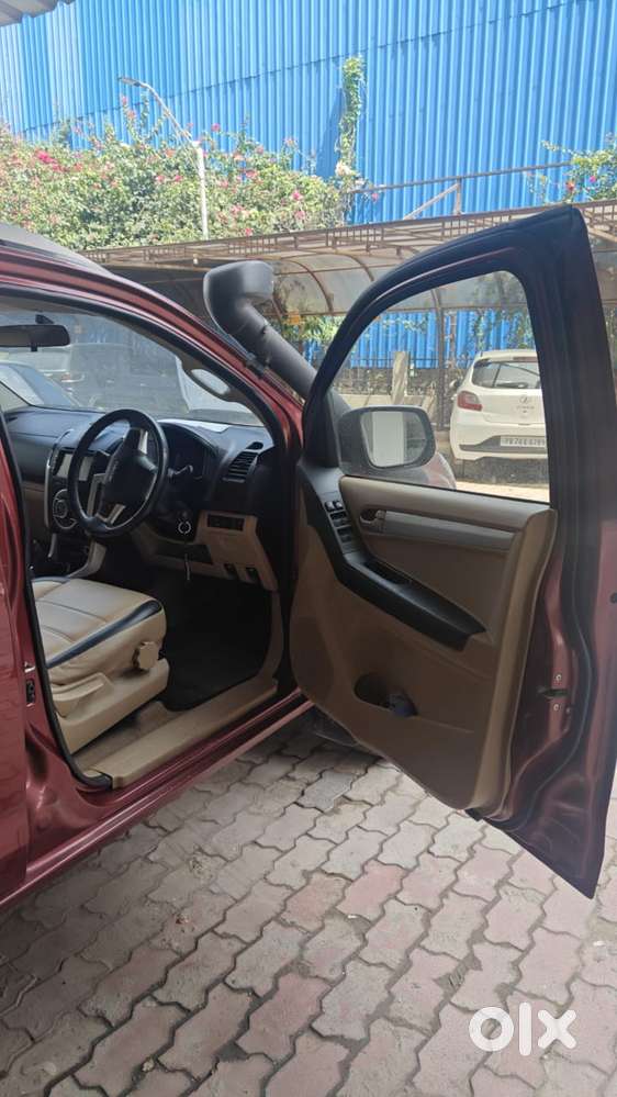 Isuzu V-cross Z Prestige 4x4 Mt, 2018, Diesel
