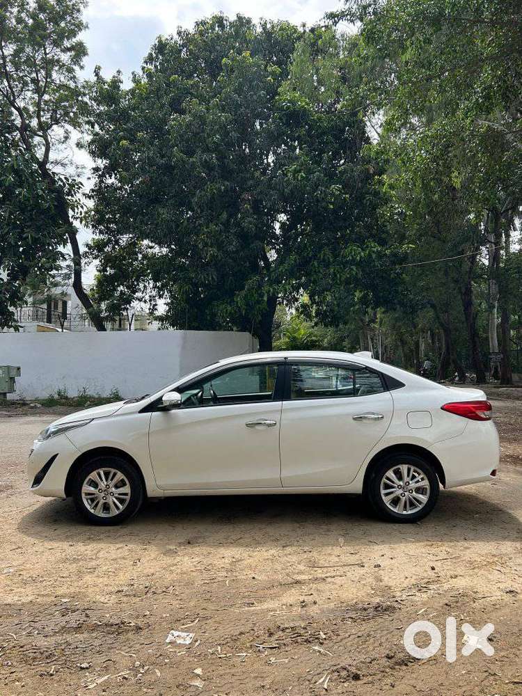 Toyota Yaris Vx Cvt, 2018, Petrol