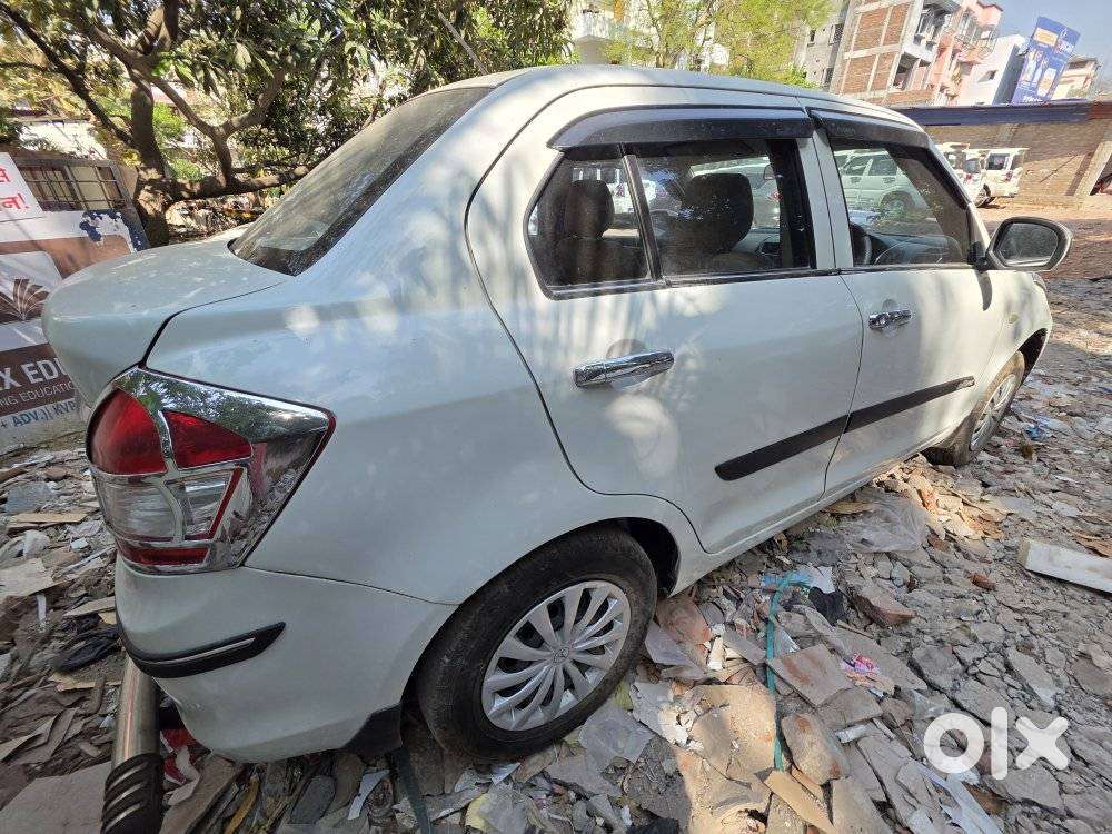 Maruti Suzuki Dzire 1.2 Vxi Cng, 2022, Cng & Hybrids