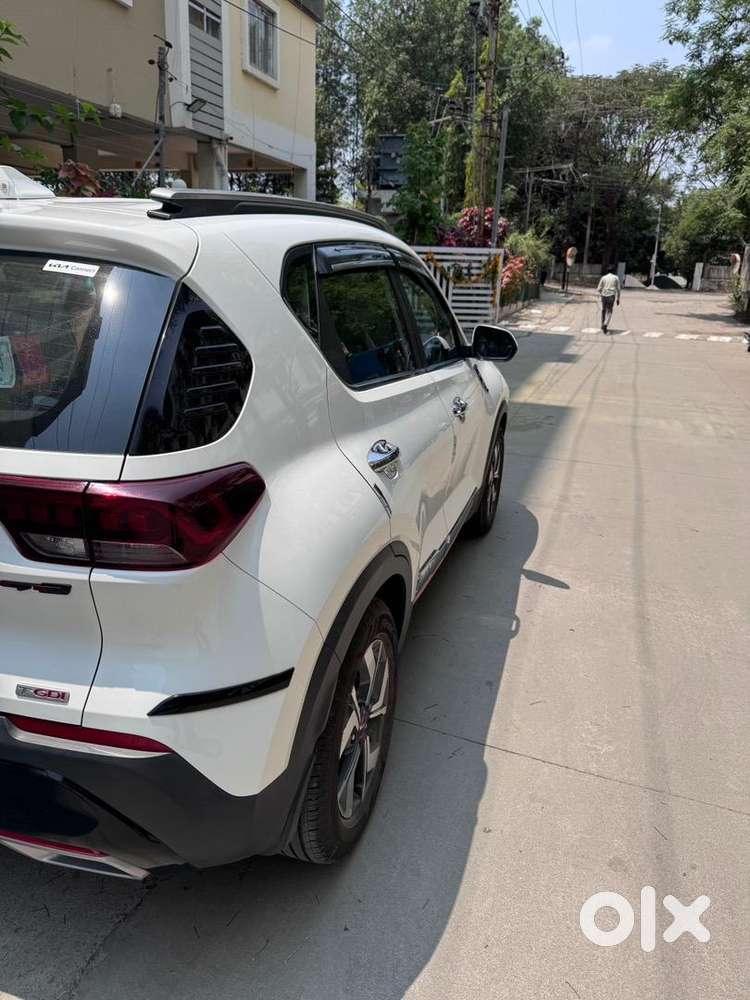 Kia Sonet 2023 Petrol Well Maintained