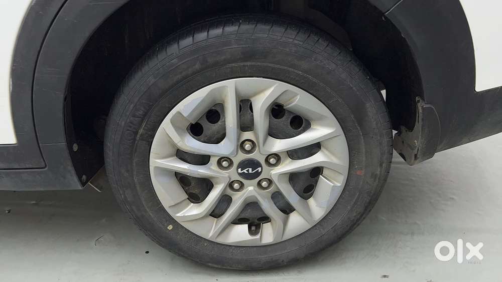 Kia Carens 1.4 Prestige 7 Str, 2023, Petrol