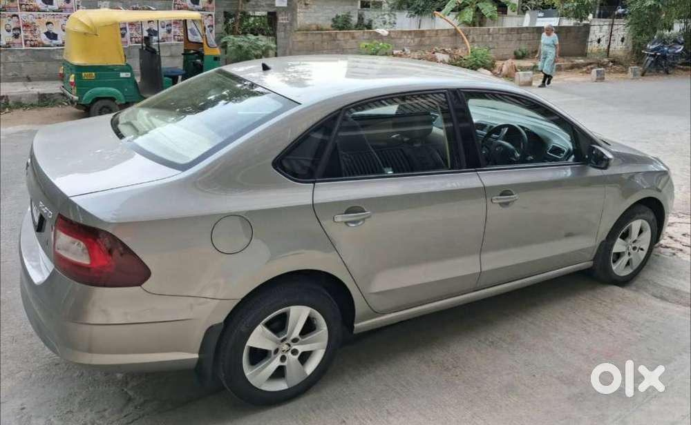 Skoda Rapid 1.6 Mpi Ambition, 2018, Petrol