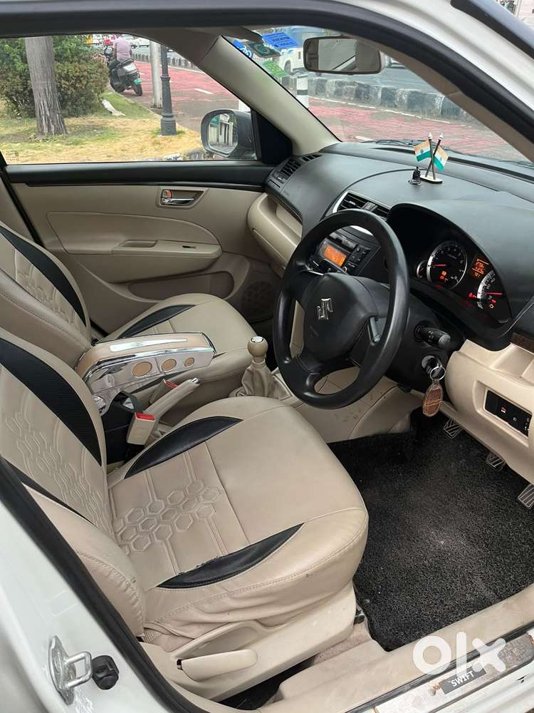 Maruti Suzuki Swift Dzire Vxi Regal Limited Edition Mt, 2016, Petrol