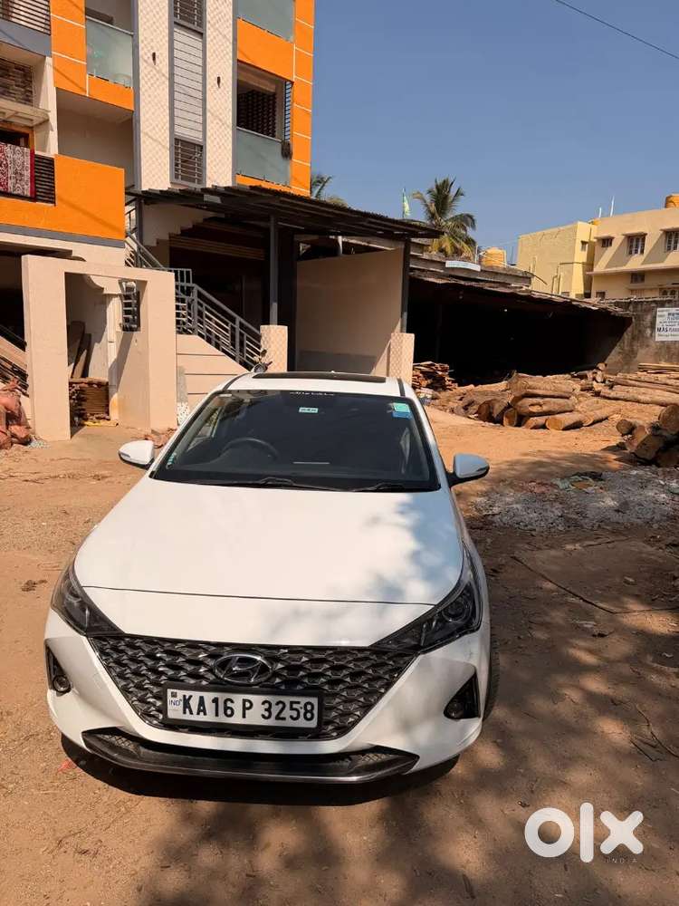 Hyundai Verna 2022 Diesel 77000 Km Driven