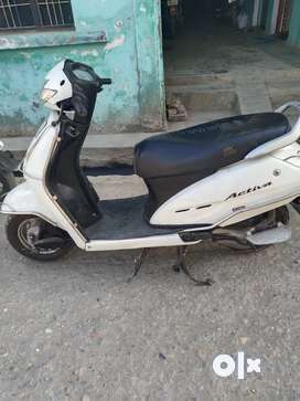 Buy & Sell Second Hand Hero Scooty in Vikasnagar, Used Hero 