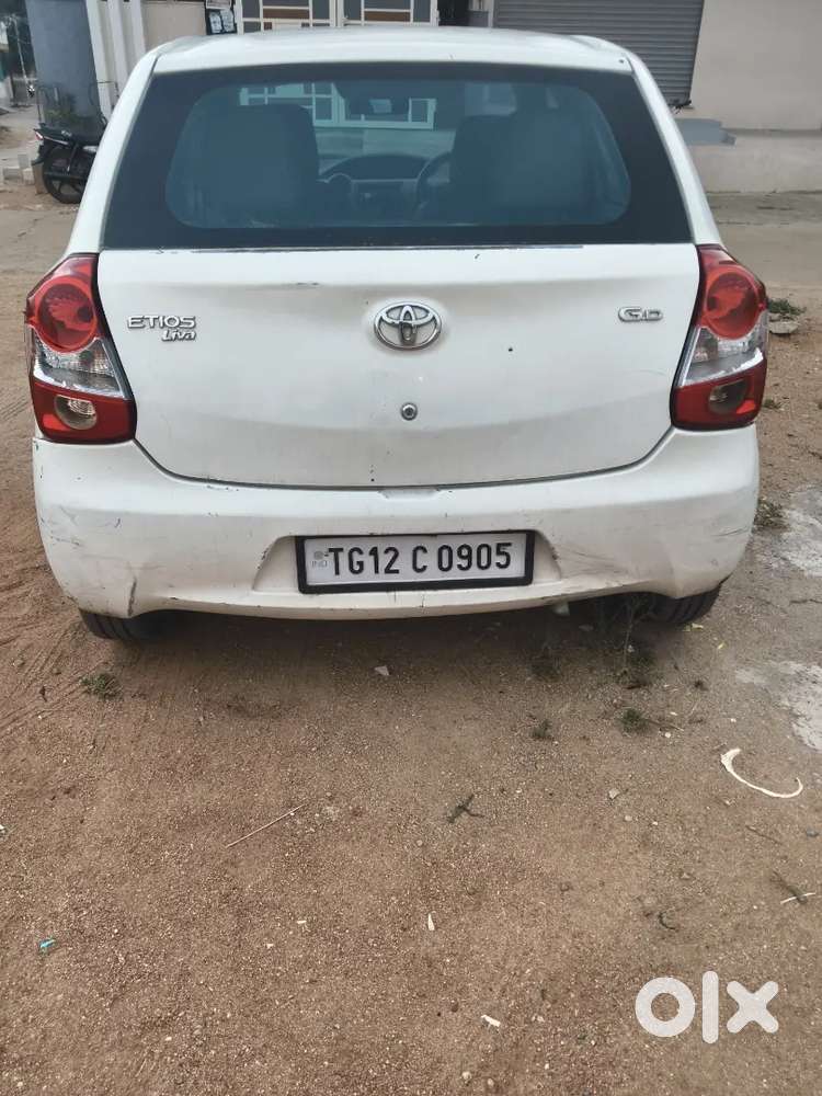 Toyota Etios Liva 2015