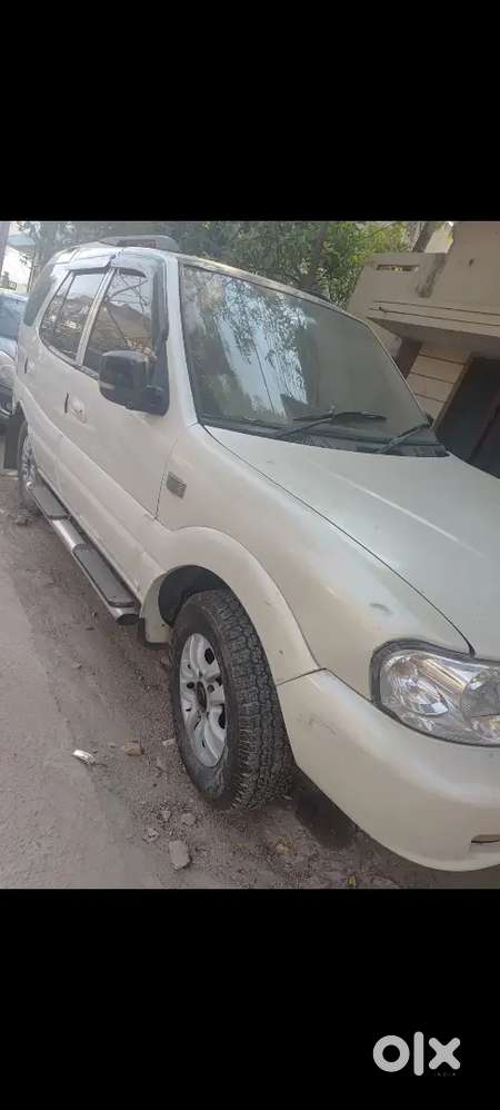Safari Dicor Good Condition