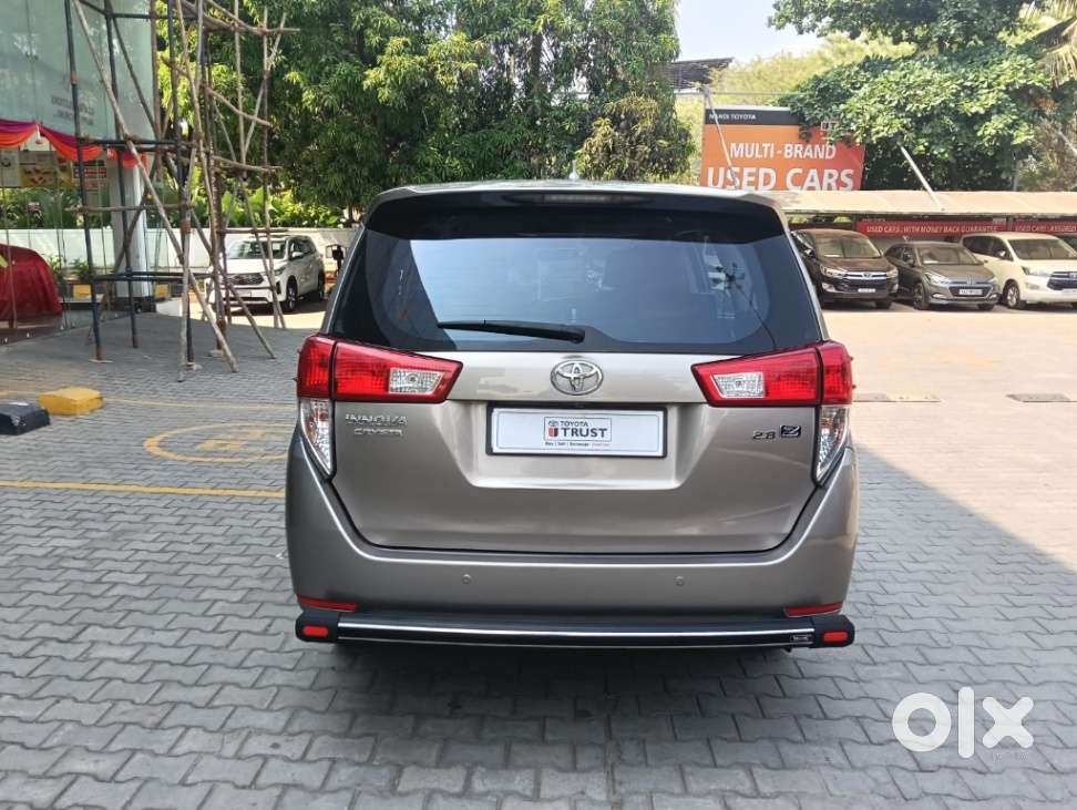 Toyota Innova Crysta Zx 2.4 Diesel 7 Seater, 2016, Diesel