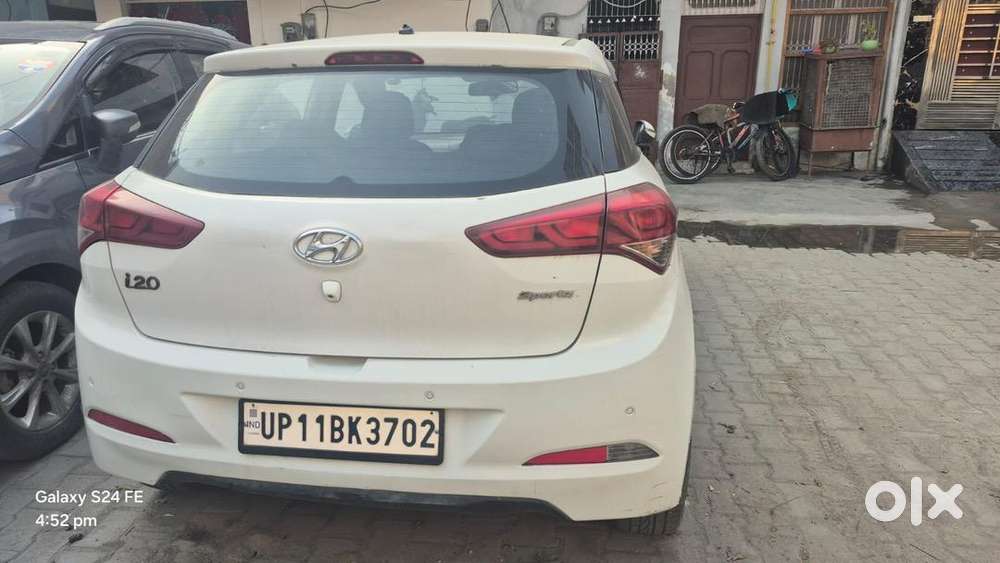Hyundai Elite I20 2015diesel Good Condition Push Button Start New Tyre