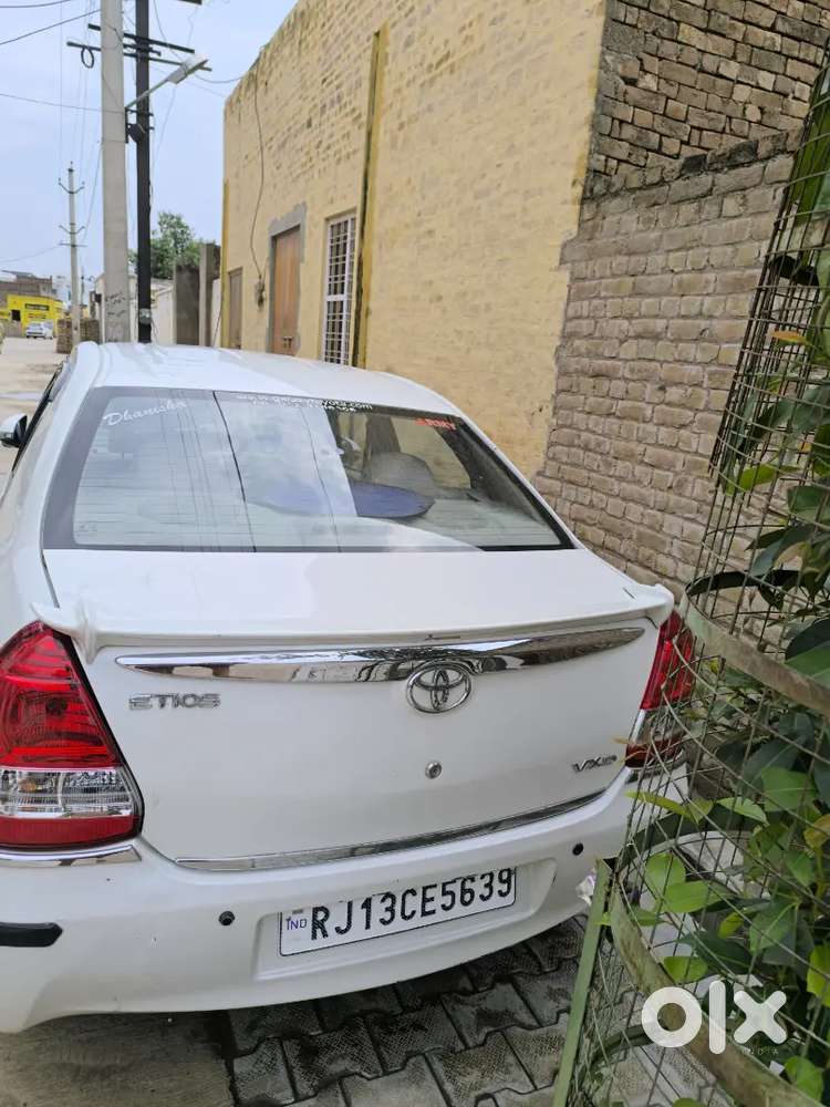 Toyota Etios 2015 Diesel 65000 Km Driven