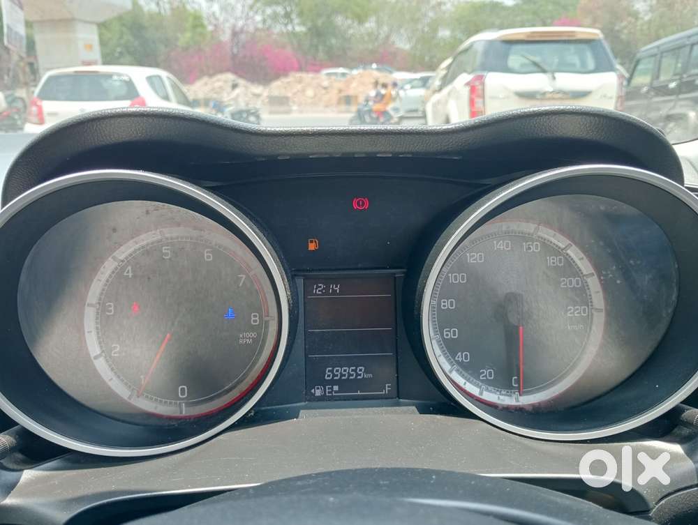 Maruti Suzuki Swift 2018 Vxi, 2019, Petrol