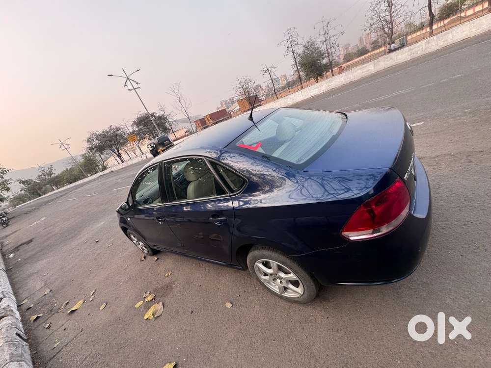 Powerful 1.6 Mpi Engine  Highline Variant  Best Deal