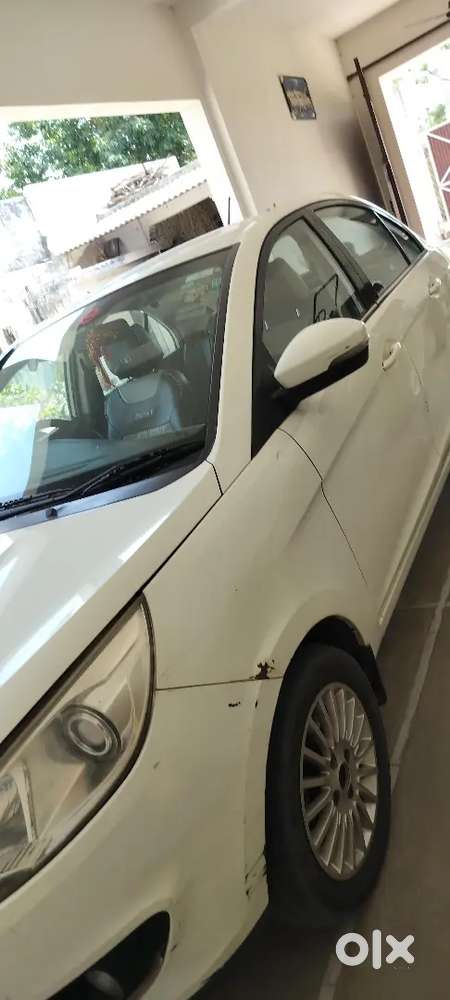 Tata Zest 1.2 Revotron 2015