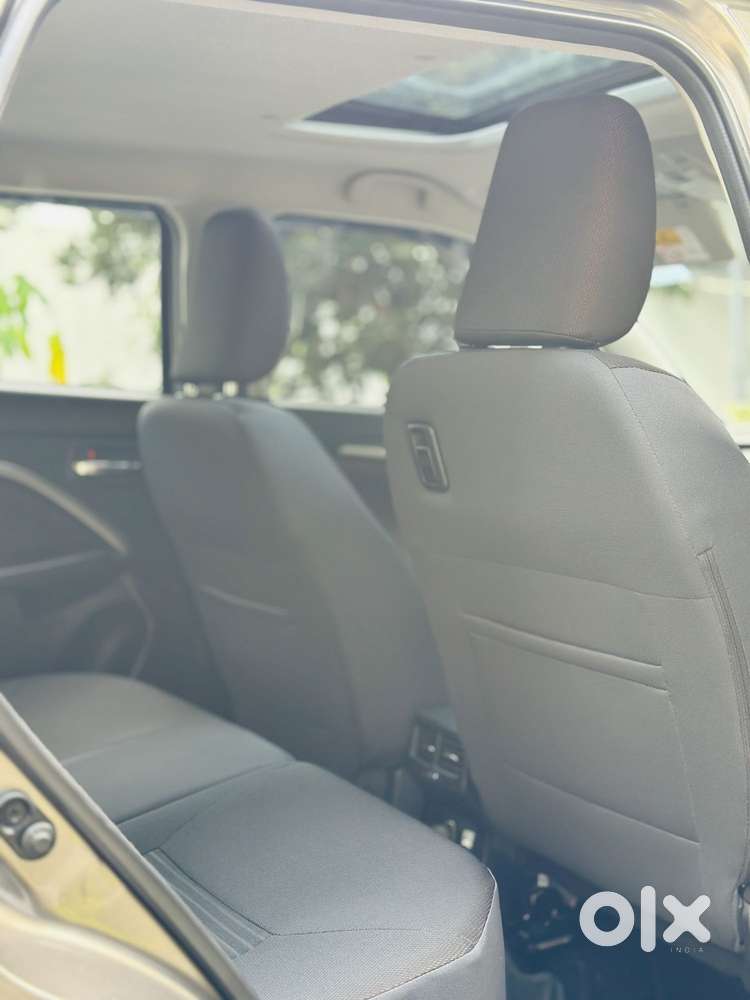 Maruti Suzuki Brezza 1.5 Zxi Smart Hybrid, 2024, Petrol