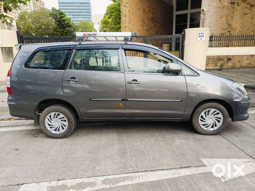 Toyota Innova 2.5 G (diesel) 8 Seater, 2010, Diesel