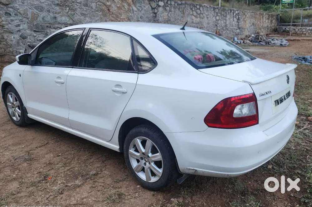 Skoda Rapid 2014 Diesel 135000 Km Driven