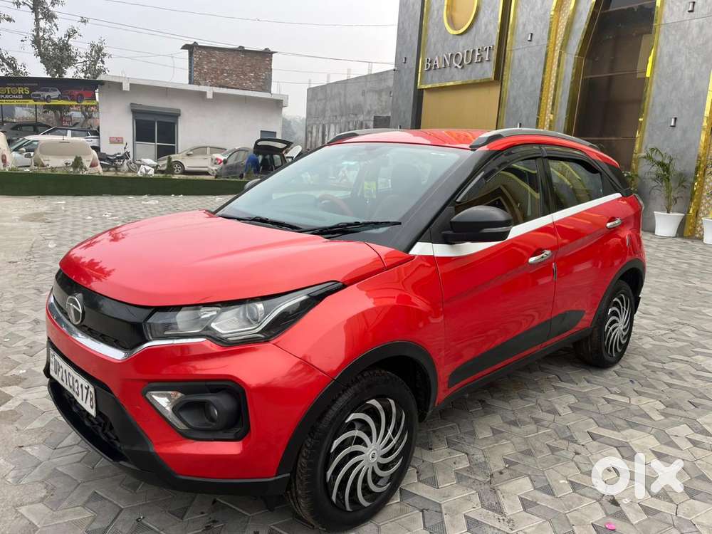 Tata Nexon 1.5 Revotorq Xm (s), 2020, Petrol