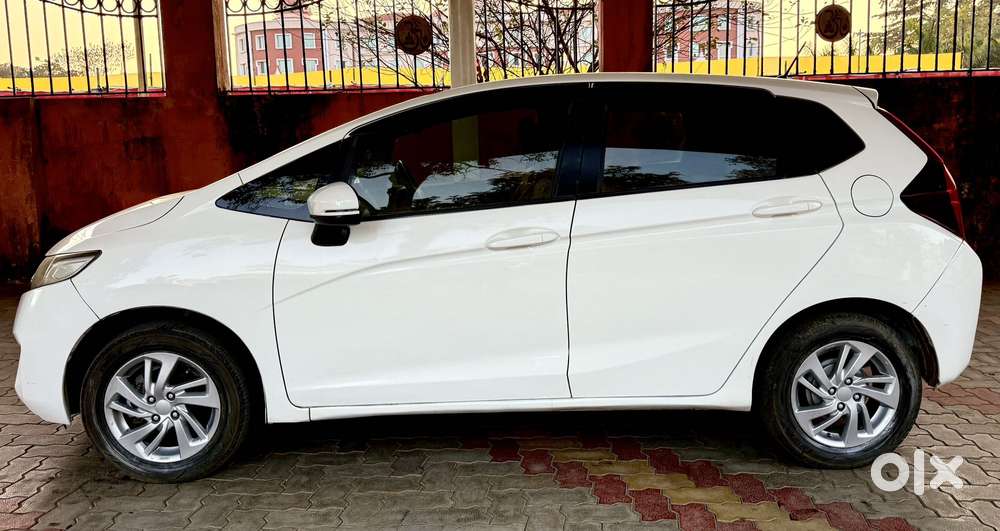 Honda Jazz V Mt Privilege, 2016, Petrol