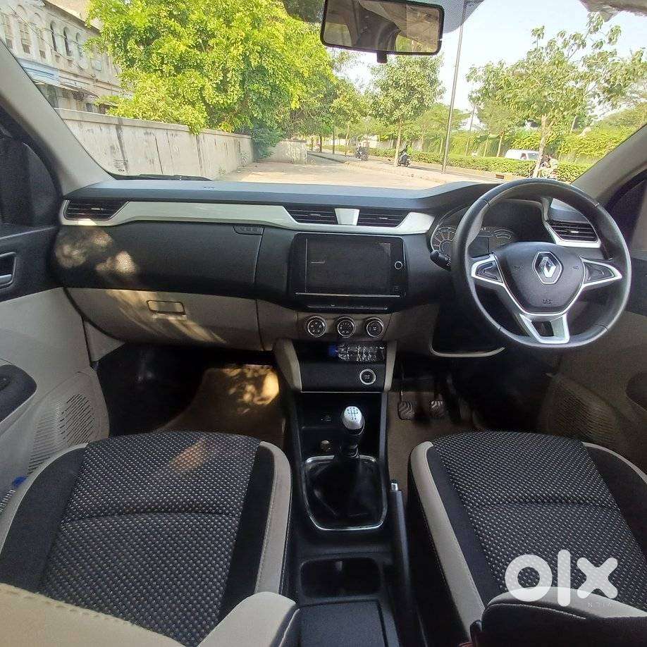 Renault Triber Rxz, 2019, Petrol