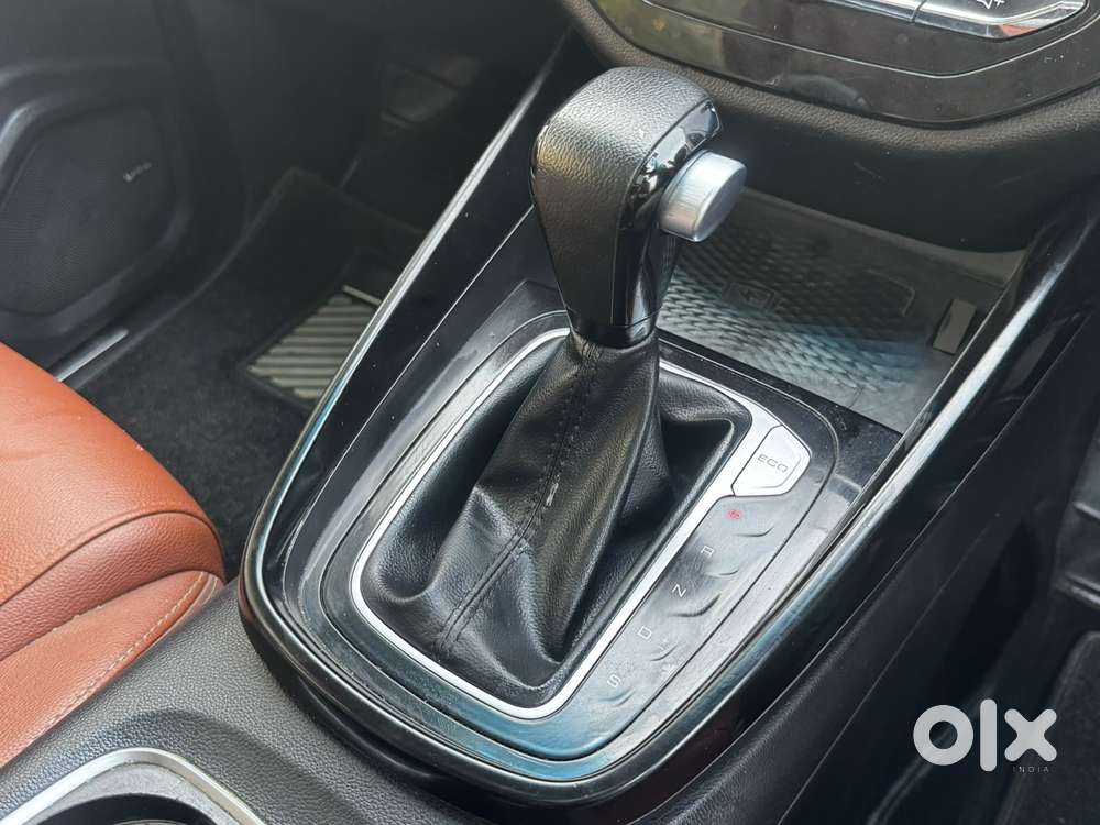 Mg Hector Plus 1.5 Sharp Turbo Cvt 6 Str, 2021, Petrol