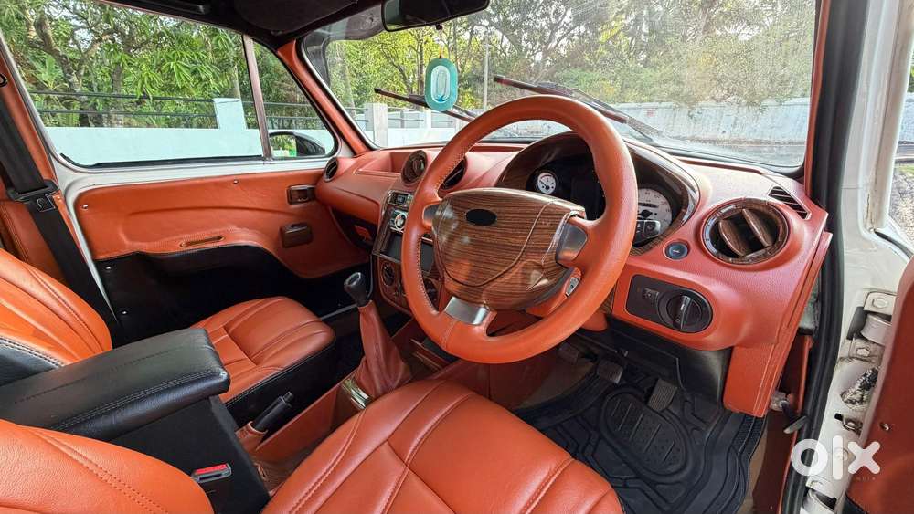 Ambassador Grand 1800 Isz Mpfi, 2023, Petrol