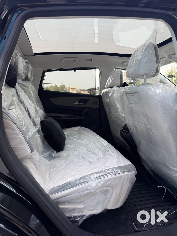Mahindra Xev 9e Pack Three (top Model), 2025, Electric