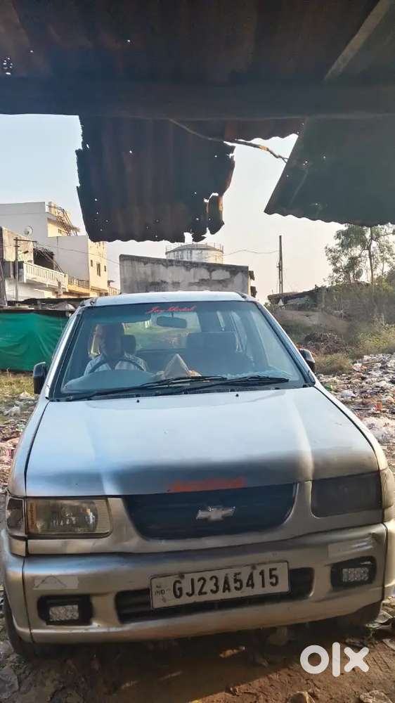 Chevrolet Tavera 2006