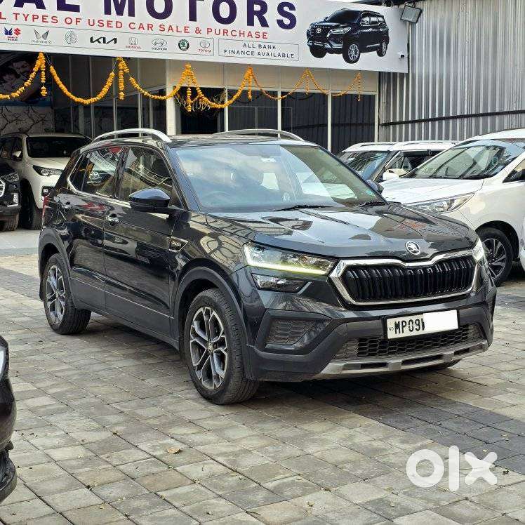 Skoda Kushaq 1.0 Tsi Style At (6 Airbags), 2021, Petrol